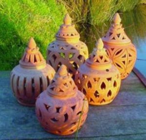 Garden lantern